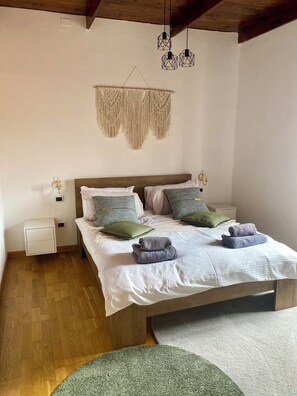 1 chambre, fer et planche à repasser, Wi-Fi, draps fournis