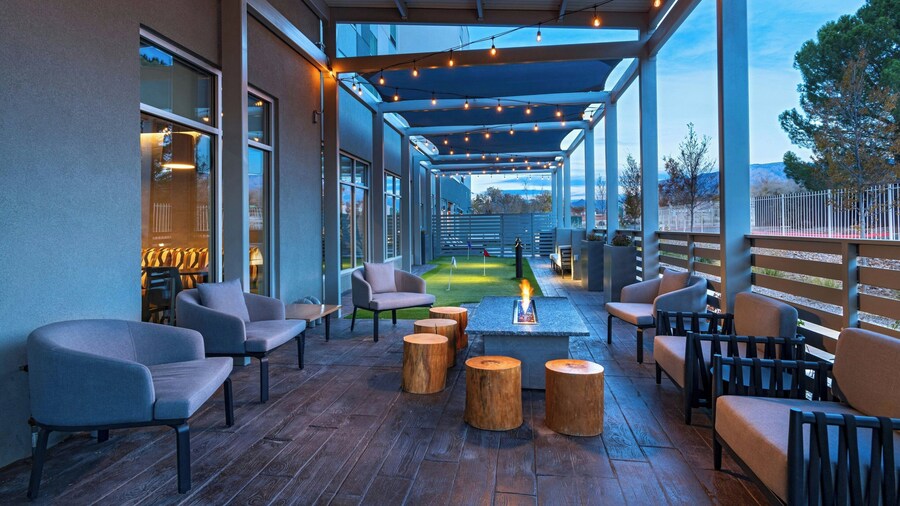 Fairfield By Marriott Inn & Suites Albuquerque Uptown