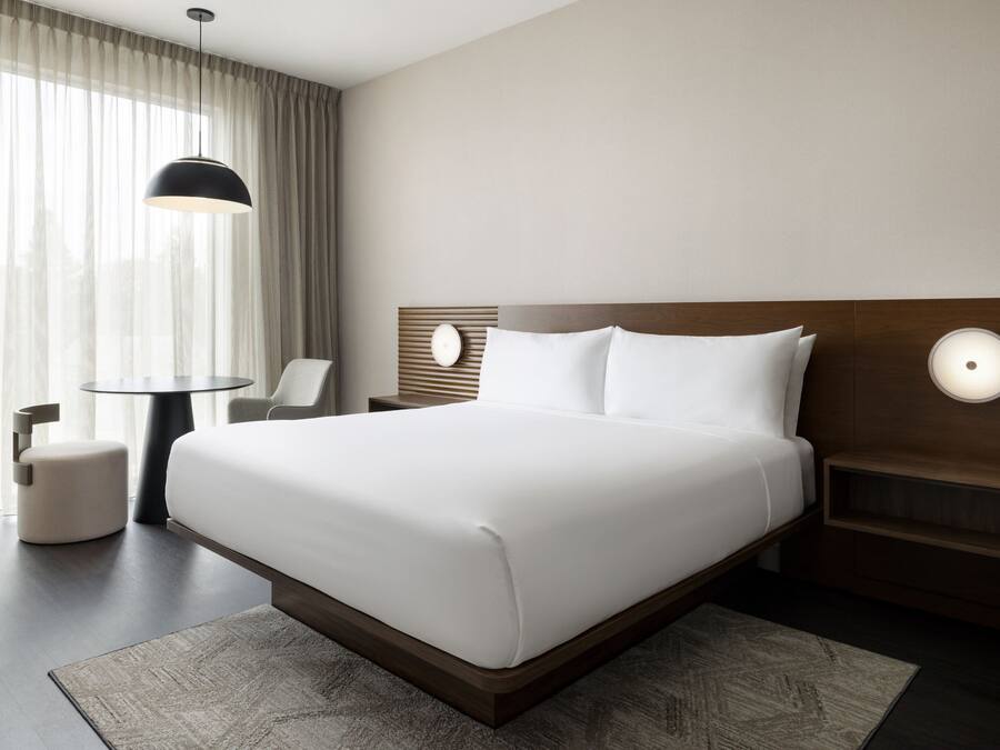 Peralatan tempat tidur premium, Wi-fi percuma, cadar katil