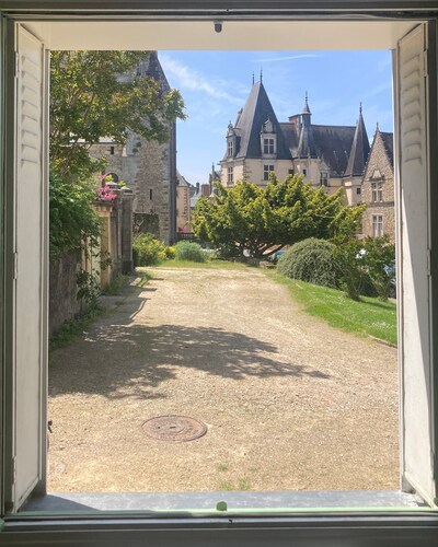 Maison avec vue sur la Cathédrale Saint Julien