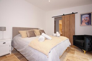 2 Schlafzimmer, Bügeleisen/Bügelbrett, Reisekinderbett, WLAN