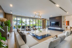Living area - Abogo Da Nang OceanFront Luxury Villa (Da Nang)