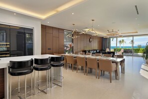 43-inch Smart TV with digital channels - Abogo Da Nang OceanFront Luxury Villa (Da Nang)