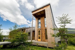 Front of property - BordeBaker Lodge (Cochrane)