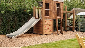 Children's play area - outdoor