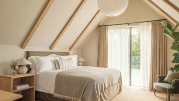 Superior Double Room, Balcony, River View | In-room safe, blackout curtains, iron/ironing board, free WiFi