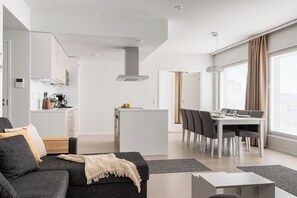 Premium Apartment, River View | Dining room - Borg Housing Katariinankatu (Pori)