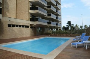 Pool - Cozy apartment on Barra beach (Barra da Tijuca Rio de Janeiro)
