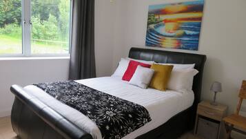 6 camere, ferro/asse da stiro, culla da viaggio, Wi-Fi gratuito