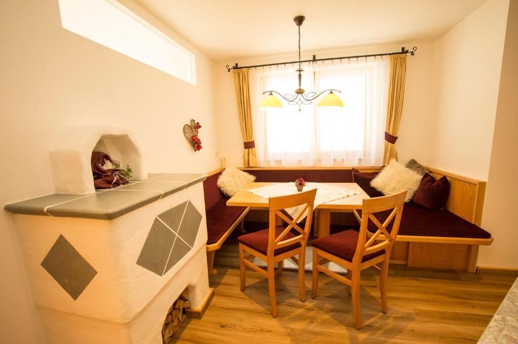 Deluxe Apartment, Garden View | 2 bedrooms, hypo-allergenic bedding, in-room safe, iron/ironing board