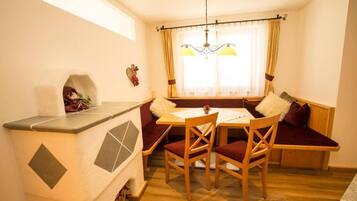 Deluxe Apartment, Garden View | 2 bedrooms, hypo-allergenic bedding, in-room safe, iron/ironing board
