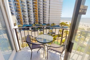 Outdoor dining - 4th floor oceanview condo with pool, hot tub & beach access - snowbird friendly (Myrtle Beach)