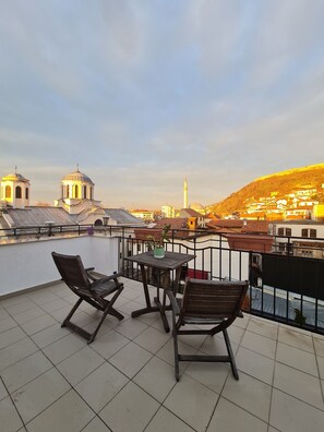 Chambre Panoramique, vue montagne | Terrasse/Patio