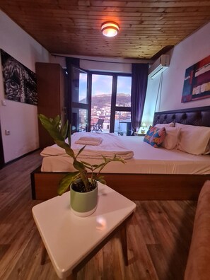 パノラミック ルーム マウンテンビュー | WiFi (無料)