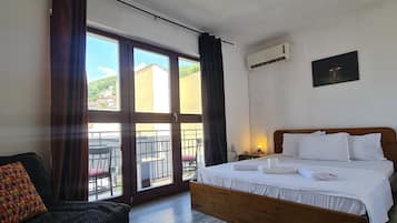 Panoramic Room, 1 King Bed with Sofa bed, Mountain View | 1 bedroom, free WiFi