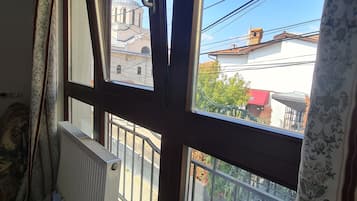 Standard Room, Non Smoking, City View | 1 bedroom, free WiFi