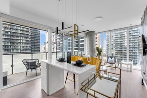 Design Suite | In-room dining