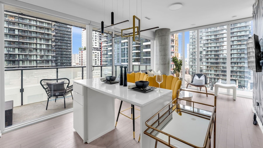 The Estate Entertainment District