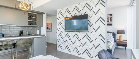 Business Condo | Living area