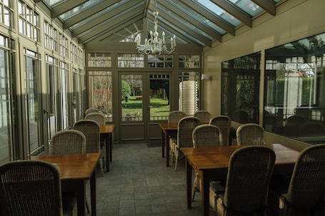 Bar (en la propiedad). Hotel Kempenrust