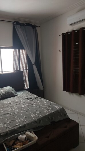 2 多间卧室、WiFi、床单