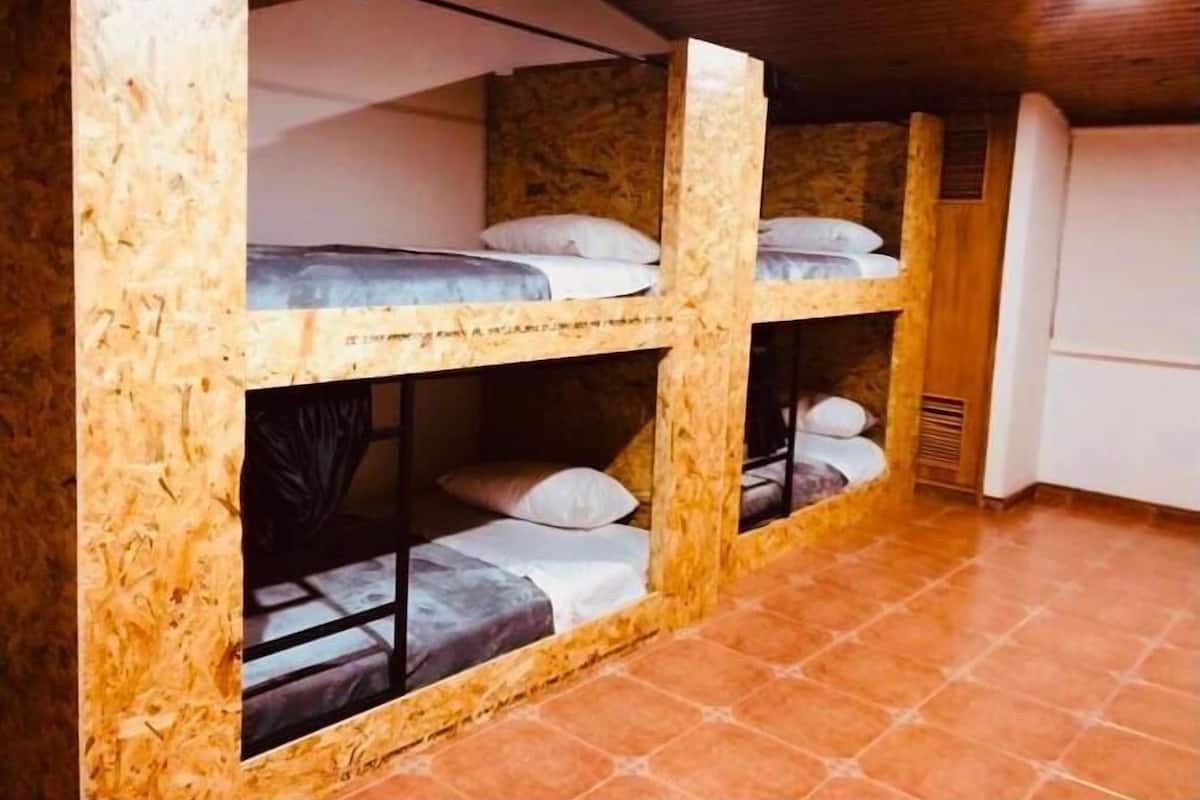 Family Shared Dormitory | Blackout drapes, iron/ironing board, free WiFi