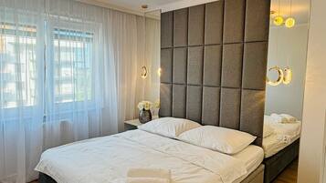 3 chambres, fer et planche Ă repasser, Wi-Fi, draps fournis