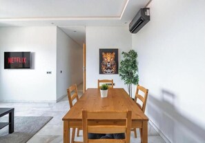Dining - Apartment in the center of gueliz (Marrakech)