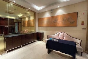 Unclassified image, 3 of 56, button - Floral Hotel · YunFu City King Royal Hotel (Yunfu)