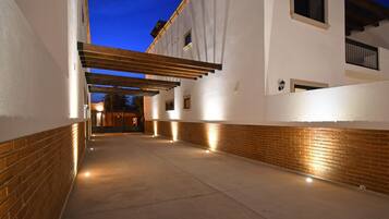 Enceinte de lâhĂ©bergement