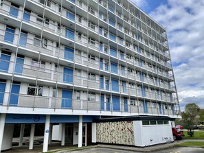 Apartment | Exterior - Manchester - 1 Bedroom - Sleeps 3 - Free Parking (Manchester)