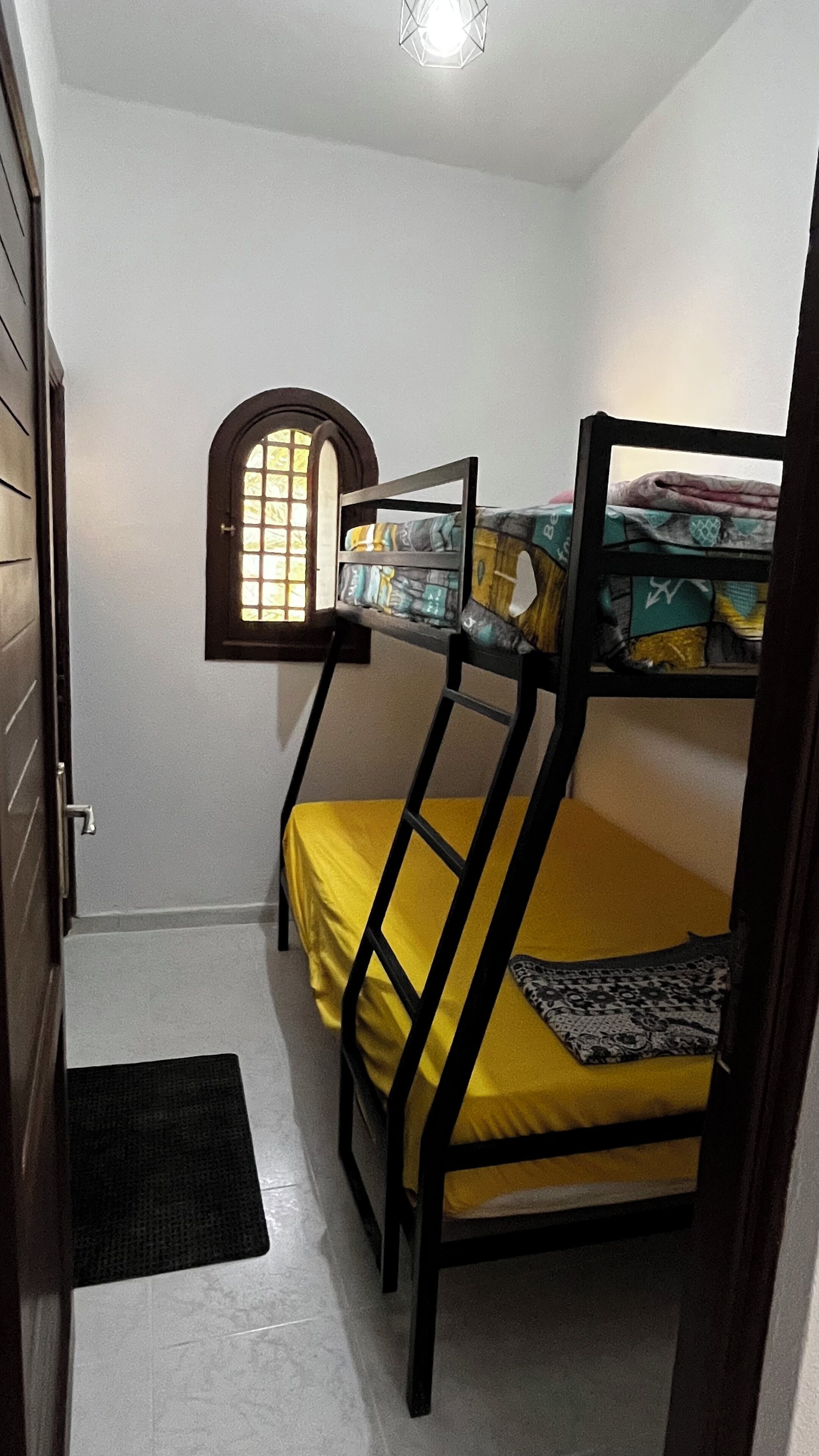 4 slaapkamers, wifi (toeslag), beddengoed