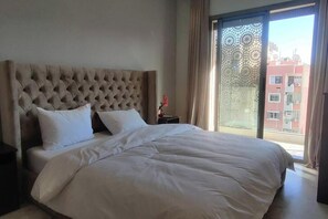 2 bedrooms, WiFi, bed sheets