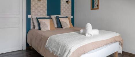 1 Schlafzimmer, BĂŒgeleisen/BĂŒgelbrett, Reisekinderbett, kostenloses WLAN