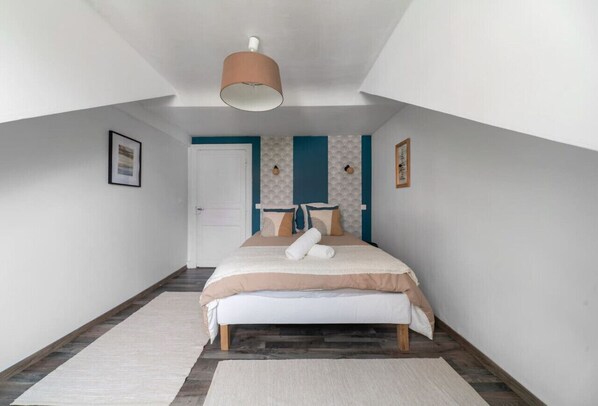 1 makuuhuone, silitysrauta/-lauta, vauvan matkasänky, ilmainen Wi-Fi