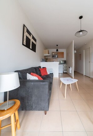TV - Appartement design & confort en centre-ville (Vichy)