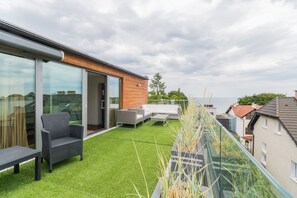 Deluxe Apartment, Sea View | Terrace/patio - Gdynia Best Sea View by Grand Apartments (Gdynia)