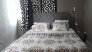 1 bedroom, iron/ironing board, free WiFi, bed sheets