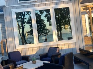 Terrace/patio - Fabulous Beach House on Elliott Island -beautiful sandy beach, tranquil 6 acres (Vienna)
