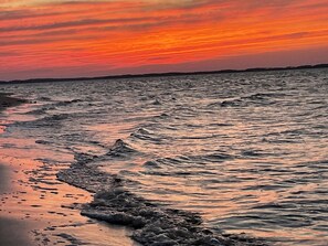 Am Strand, Liegestühle, Strandtücher