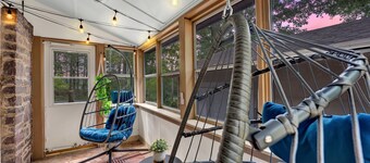 Cozy Pocono Retreat w/ 3-Tier Theater,Hot Tub,Fire Pit & Game Room at Lake Naomi
