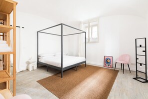 1 غرفة نوم ومكواة/لوح كي وواي فاي وملاءات أسرّة