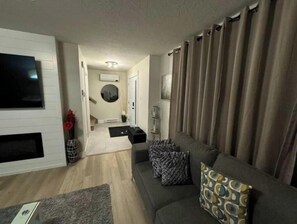 TV connectée, cheminée