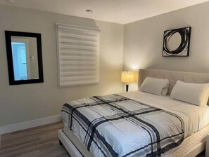 3 chambres, fer et planche à repasser, Wi-Fi gratuit, draps fournis