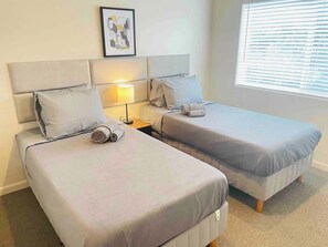 2 bedrooms, iron/ironing board, WiFi, bed sheets