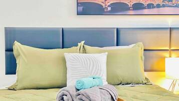 1 bedroom, iron/ironing board, WiFi, bed sheets