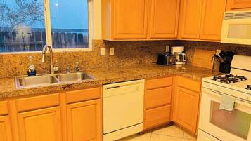 Oven, stovetop, dishwasher, blender