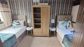 2 habitaciones, ropa de cama hipoalergénica y colchones con pillow-top