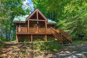 Exterior - Bear Secrets (Sevierville)