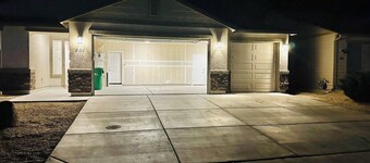 4-Bedroom 5TVs Sleeps 13/Pet OK